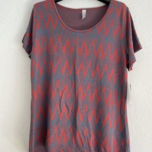 LulaRoe Classic T - XL